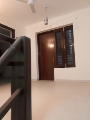 Furnished Amenities in 2 BHK Builder Floor at Masoodpur – for Sale