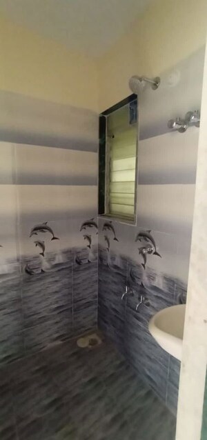 Bathroom in 1 BHK Apartment at Chembur – for Rent