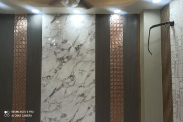 Bedroom in 2 BHK Builder Floor at Chanakya Place – for Sale