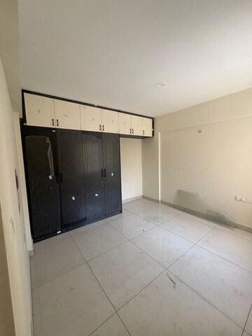 Room in 2 BHK Apartment at Mahaveer Celesse, Hunasamaranahalli – for Rent