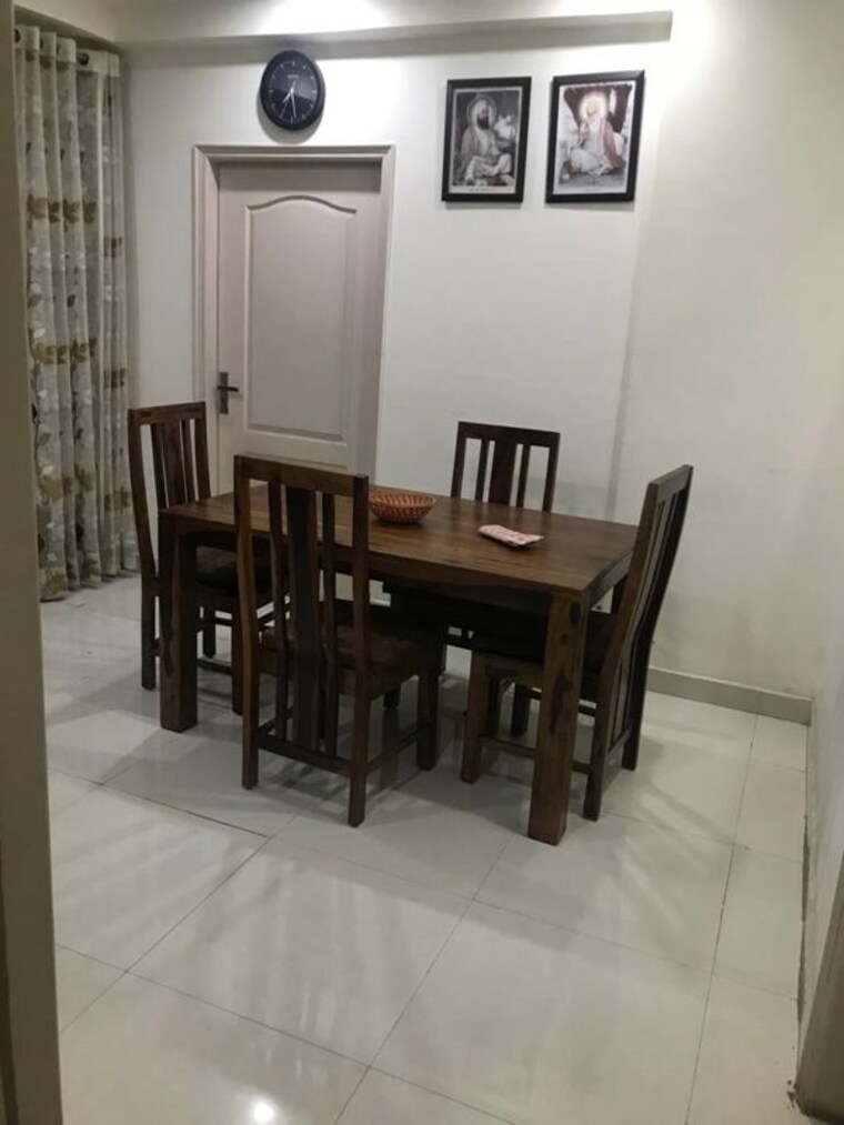 Gym, vip road 2 Bedroom 1200 Sq.Ft. Apartment In Vip Road Zirakpur 10119023