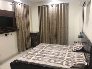 Bedroom in 2 BHK Apartment at Vip Road – for Rent