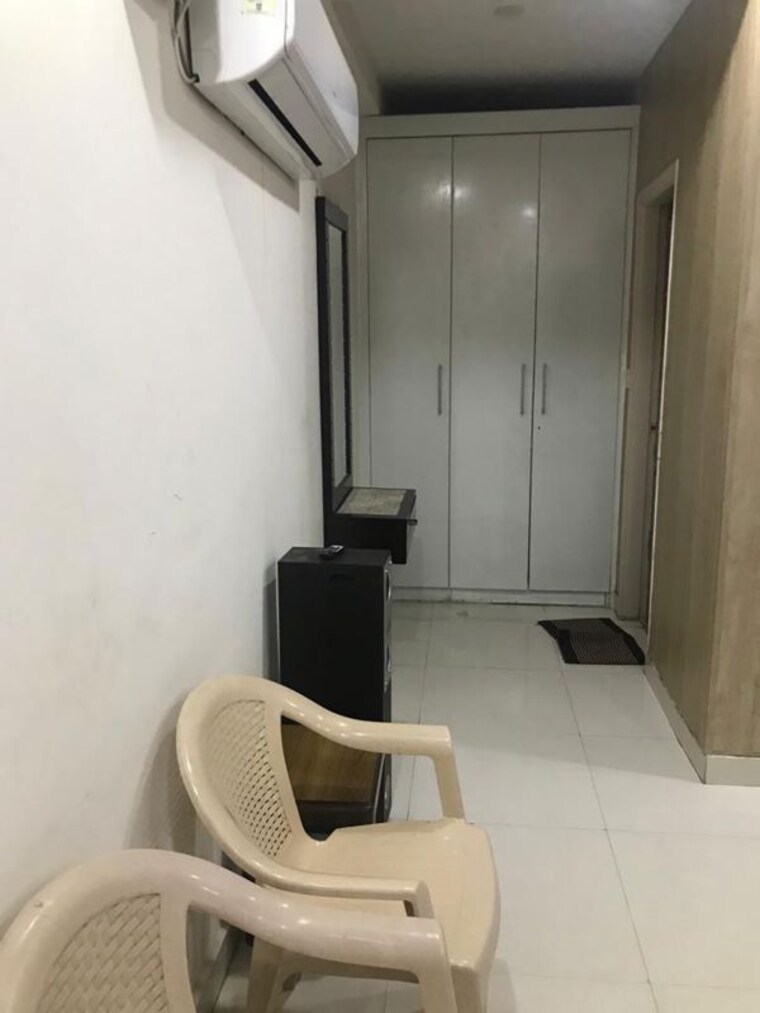 Bathroom, vip road 2 Bedroom 1200 Sq.Ft. Apartment In Vip Road Zirakpur 10119023