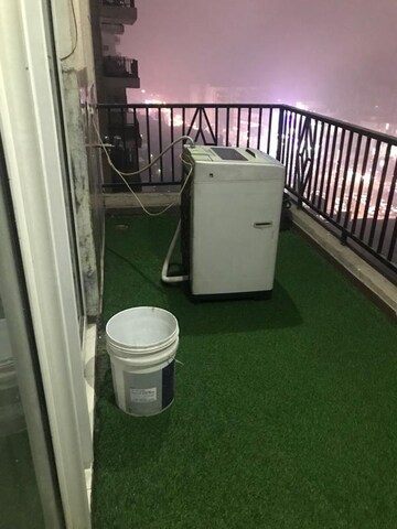 Master Bedroom in 2 BHK Apartment at Vip Road – for Rent