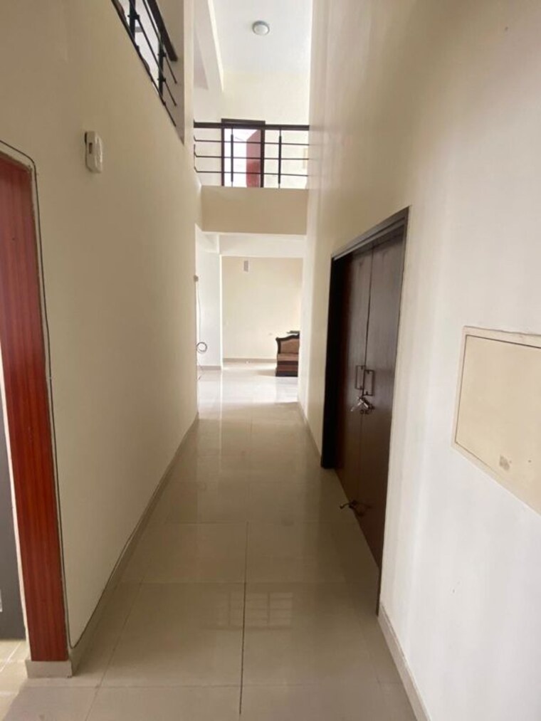 undefined, nri city 5 Bedroom 4600 Sq.Ft. Penthouse In Nri City Greater Noida 10119967