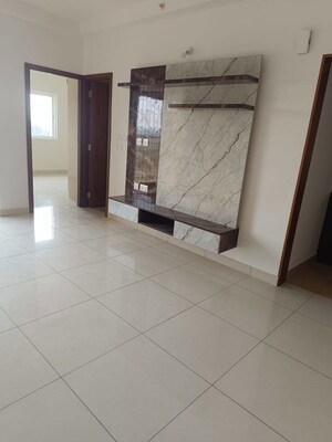 Room in 2 BHK Apartment at Prestige Finsbury Park Hyde, Bagaluru – for Rent