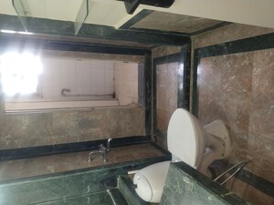 Furnished Amenities in 4 BHK Apartment at Powai – for Rent