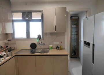 Bathroom in 3 BHK Apartment at Thane West – for Sale