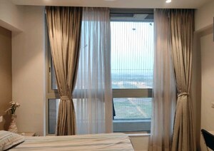 Room in 3 BHK Apartment at Thane West – for Sale