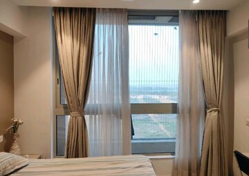 Room in 3 BHK Apartment at Thane West – for Sale