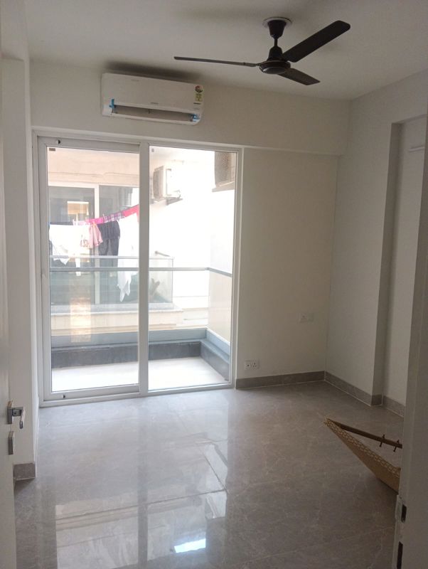 2 BHK Apartment For Sale in Signature Global City 92