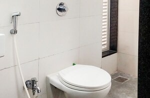 Bathroom in  Pg at Western Express Highway – for Rent