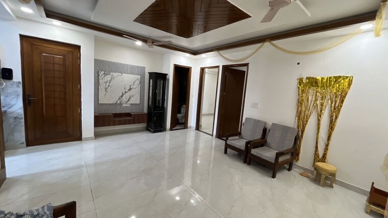 Living Room, bptp-district-phase-2 3 Bedroom 1300 Sq.Yd. Builder Floor In Sector 84 Faridabad 10120077