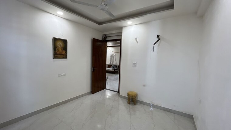 Room, bptp-district-phase-2 3 Bedroom 1300 Sq.Yd. Builder Floor In Sector 84 Faridabad 10120077