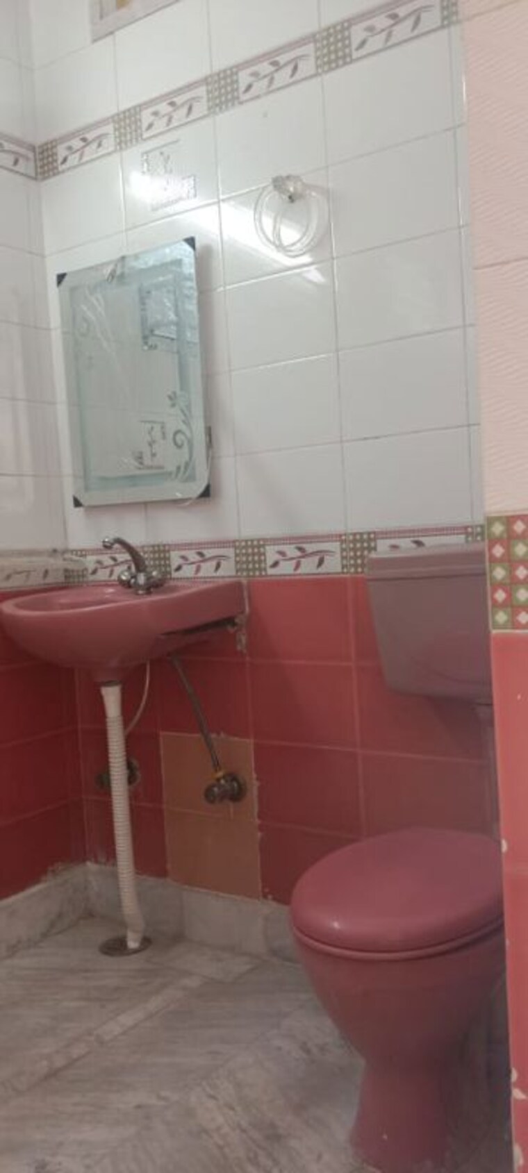 Bathroom, neb sarai 2 Bedroom 850 Sq.Ft. Builder Floor In Neb Sarai Delhi 10120214