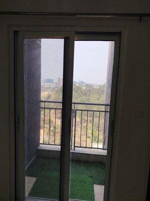 Room in 2 BHK Apartment at Bren Northern Lights, Jakkuru – for Rent
