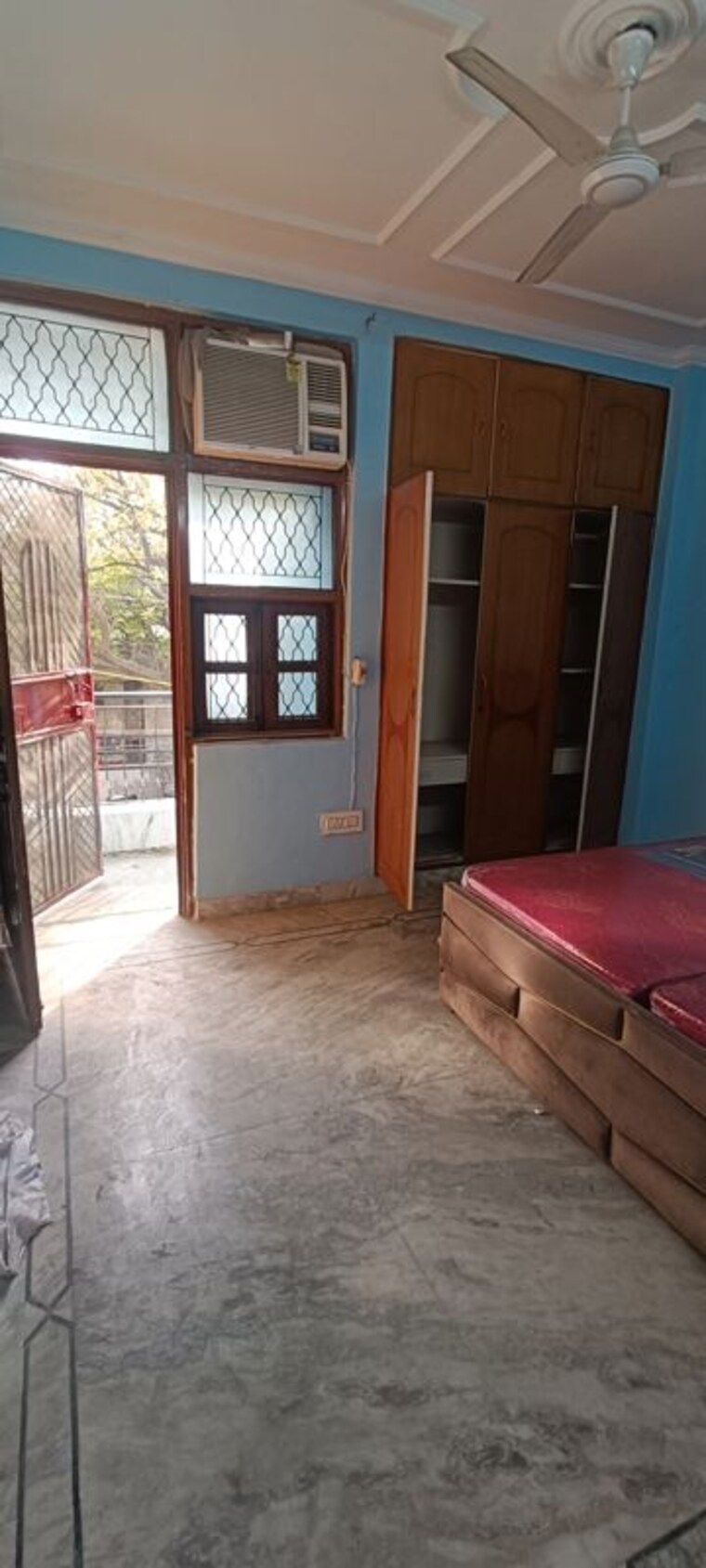 Room, rohini sector 8 1 Bedroom 600 Sq.Ft. Builder Floor In Rohini Sector 8 Delhi 10120336