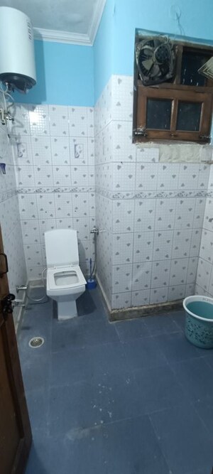 Bathroom in 1 BHK Builder Floor at Rohini Sector 8 – for Sale