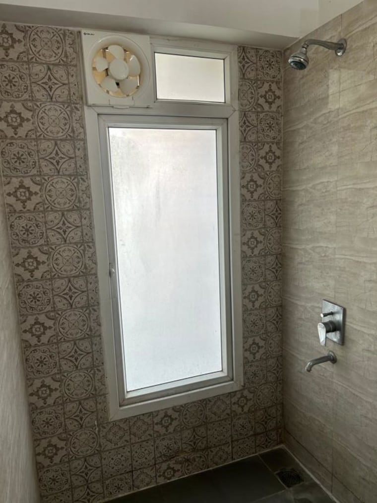 Bathroom, altura-apartments 2 Bedroom 1300 Sq.Ft. Apartment In Ghazipur Zirakpur 10120408