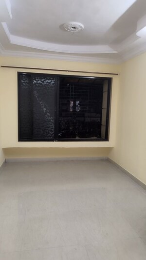 Room in Studio Apartment at Dombivli West – for Rent