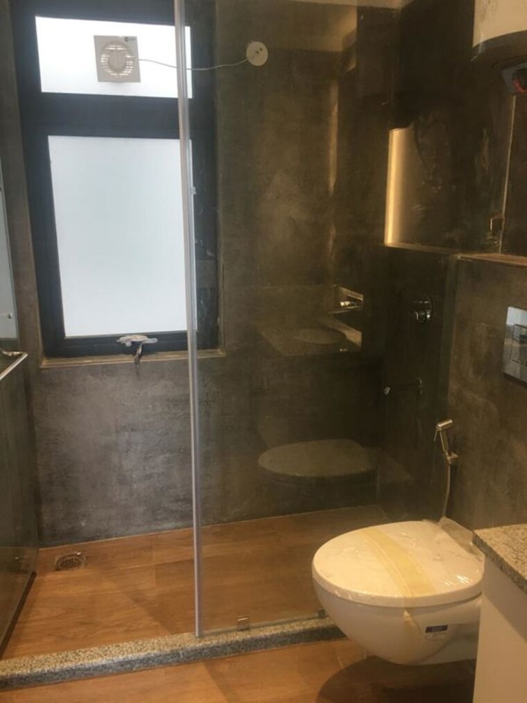 Bathroom, sushant lok ii 4 Bedroom 4500 Sq.Ft. Builder Floor In Sushant Lok ii Gurgaon 10120500