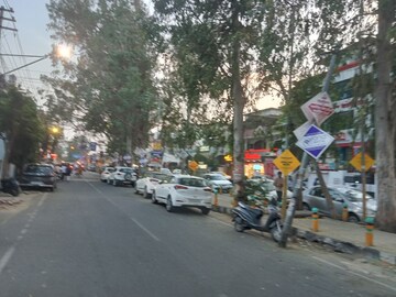  Showroom – Exterior View View at Gomti Nagar - for Rent