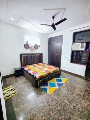 Bedroom in 2 BHK Builder Floor at Sector 52 – for Rent