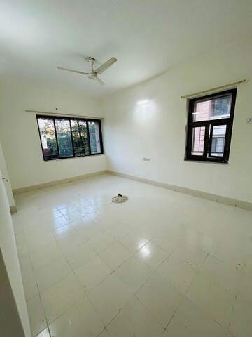 Room in 2 BHK Apartment at Raheja Woods, Kalyani Nagar – for Rent