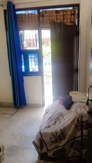 Room in 2 BHK Builder Floor at Dilshad Colony – for Sale