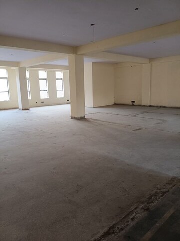 Room in 4 BHK Independent House at Maharani Bagh – for Sale