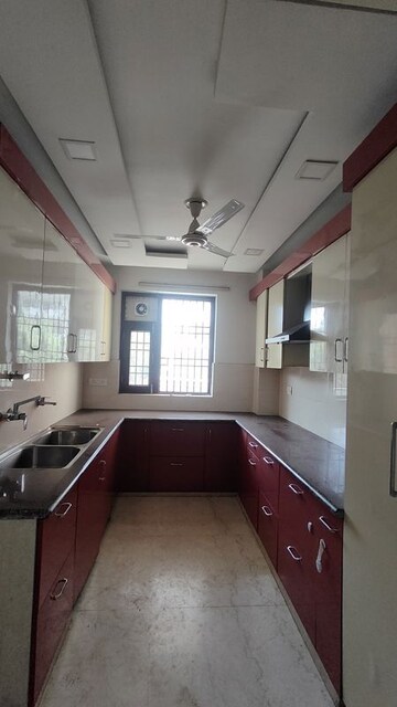 Kitchen in 3 BHK Builder Floor at Sector 45 – for Rent