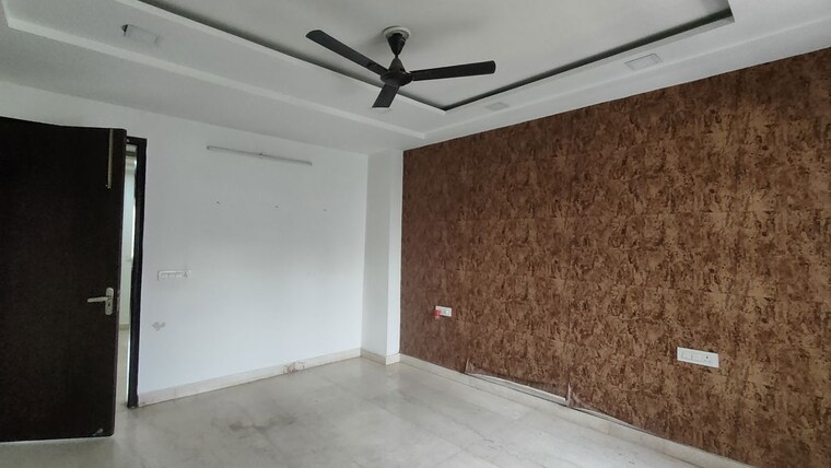 Room, sector 45 3 Bedroom 2000 Sq.Ft. Builder Floor In Sector 45 Gurgaon 10121062