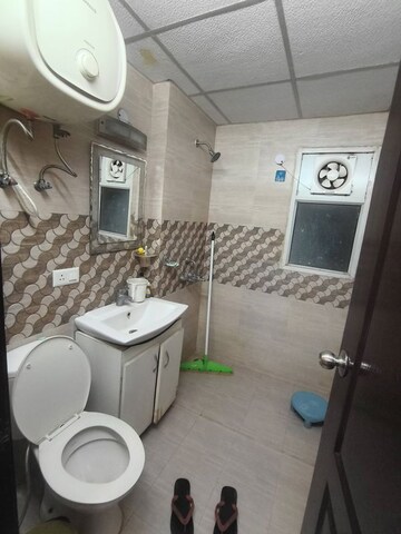 Team Area in 2 BHK Apartment at Exotica Dreamville, Sector 16c Greater Noida – for Rent