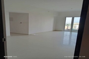 3 BHK Apartment For Rent in Runwal Forests, Kanjurmarg West