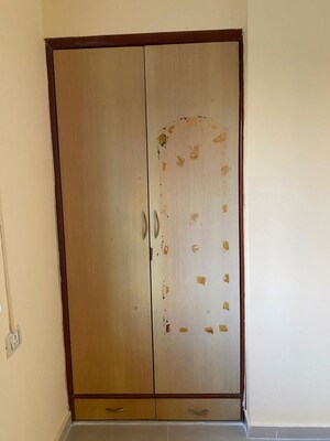 Furnished Amenities in 2 BHK Apartment at Cosmos Park, Ghodbunder Road – for Rent