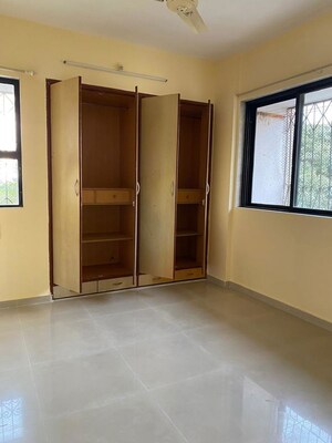 Room in 2 BHK Apartment at Cosmos Park, Ghodbunder Road – for Rent