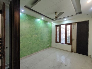 3 BHK Builder Floor For Rent in Sector 45