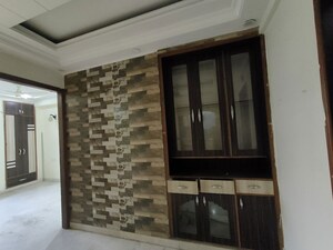Room in 3 BHK Builder Floor at Sector 45 – for Rent