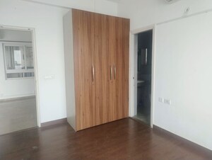 Room in 3 BHK Apartment at Mapsko Mount Ville, Sector 79 – for Rent
