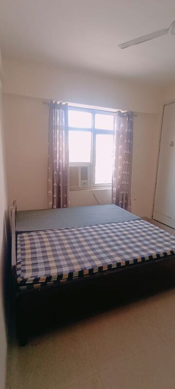 Bedroom in 2 BHK Apartment at Shree Vardhman Mantra, Sector 67 – for Rent