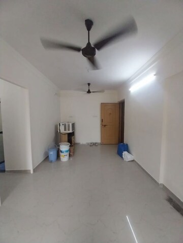 Room in 1 BHK Apartment at Swapnalok Apartment Andheri, Andheri East – for Rent