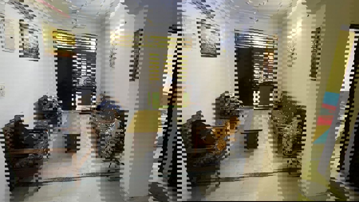 3 BHK 2700 Sq.Ft. Apartment in SS Mayfield Gardens