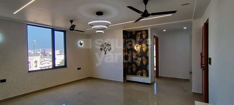 Room, sushant lok ii 3 Bedroom 225 Sq.Yd. Builder Floor In Sushant Lok ii Gurgaon 10121464