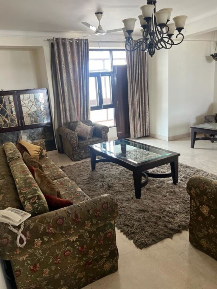Living Room, sector 45 2 Bedroom 1100 Sq.Ft. Builder Floor In Sector 45 Gurgaon 10121577