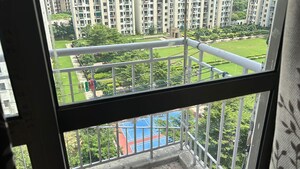 3.5 BHK Apartment For Rent in Unitech The Residences Gurgaon, Sector 33