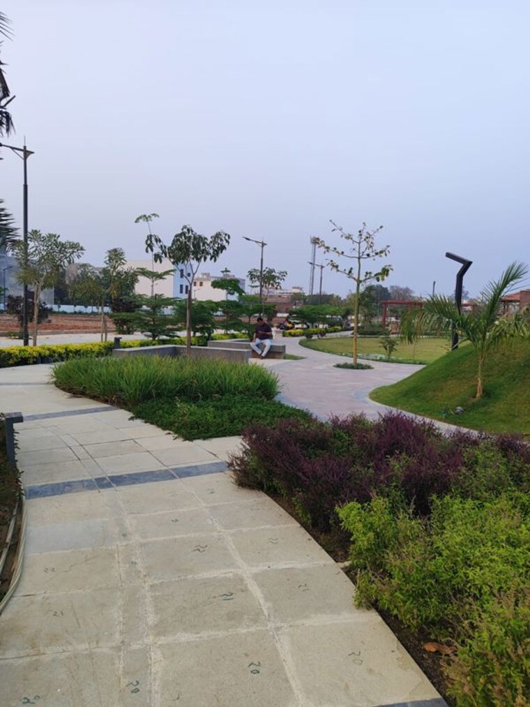 Garden, sushant golf city  1377 Sq.Ft. Plot In Sushant Golf City Lucknow 10121617