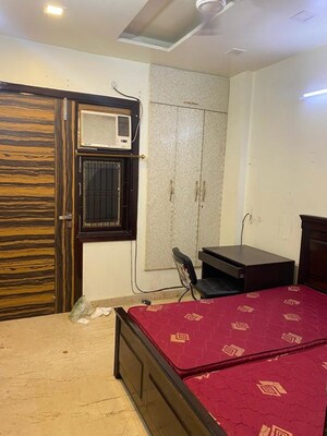 Room in  Pg at Old Rajinder Nagar – for Rent