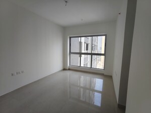 Room in 2 BHK Apartment at Sheth Avante, Kanjurmarg West – for Rent