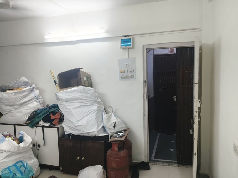 undefined, vile parle east 1 Bedroom 500 Sq.Ft. Apartment In Vile Parle East Mumbai 10121663