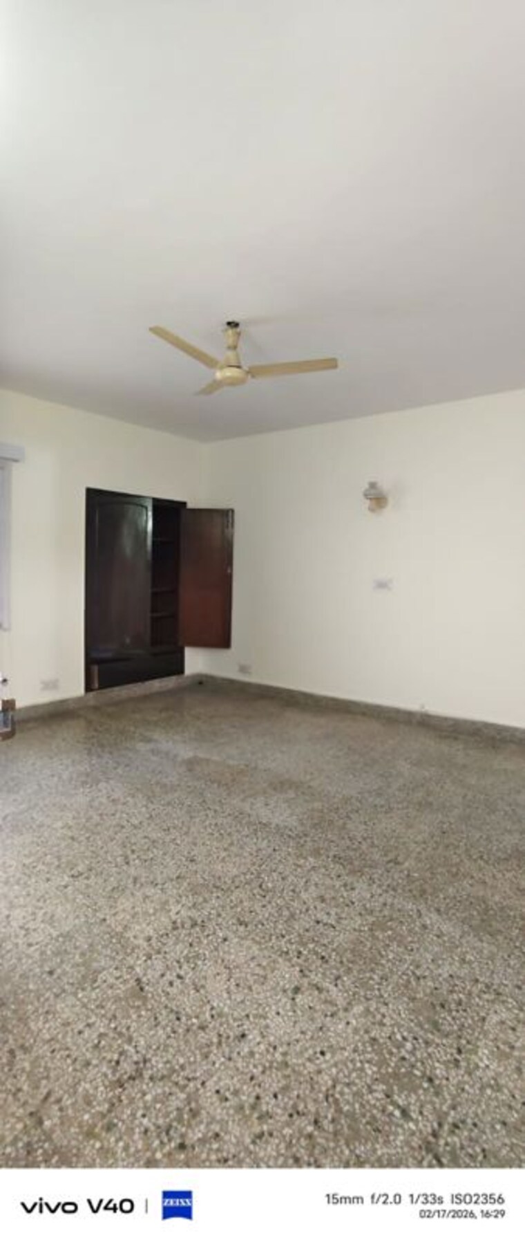 Room, defence colony 1 Bedroom 750 Sq.Ft. Apartment In Defence Colony Delhi 10121670